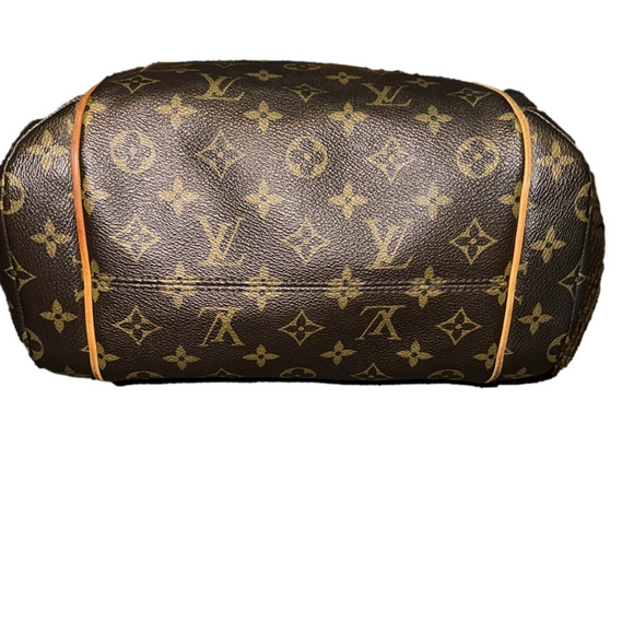 LOUIS VUITTON MONOGRAM TOTALLY PM Handbag - Picture 5 of 11